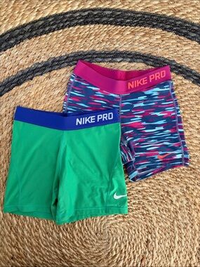 Nike Pro Shorts Pair - Green & Pink Multicolor